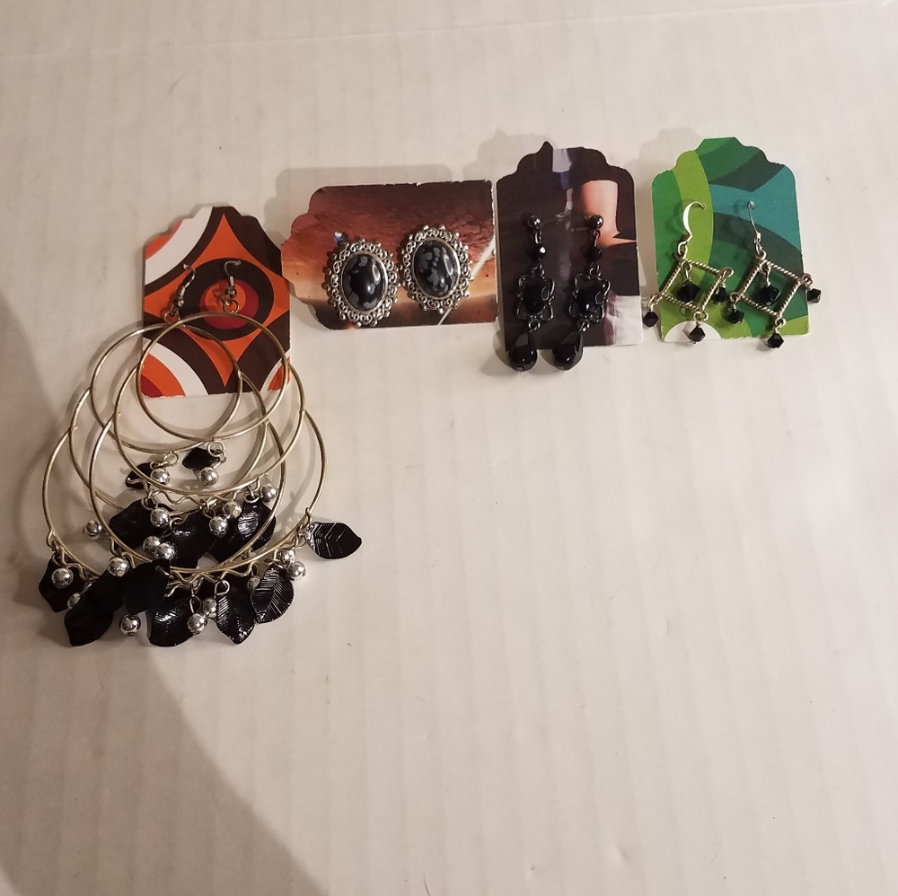 Earring bundle  j37